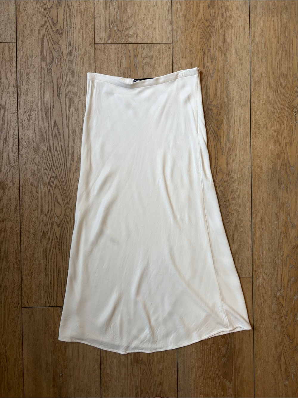 Zara | White Midi Silky Skirt